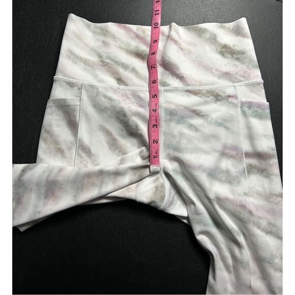 Athleta Salutation Stash Pocket II 7/8 Tight Size S - Picture 12 of 13